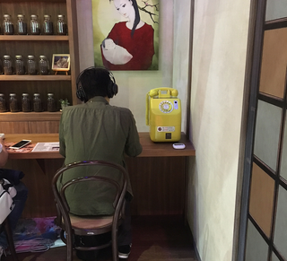 Illustration for article titled Persona 5's Coffee Shop Brought To Life